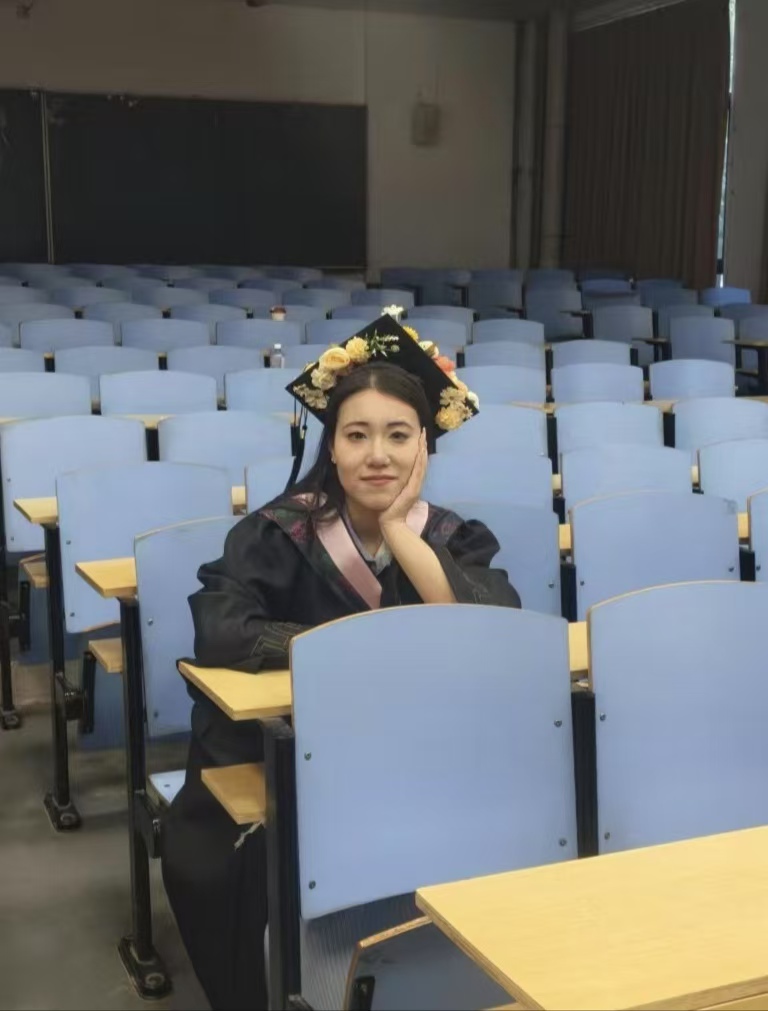 李寒霜 天津外国语大学.jpeg